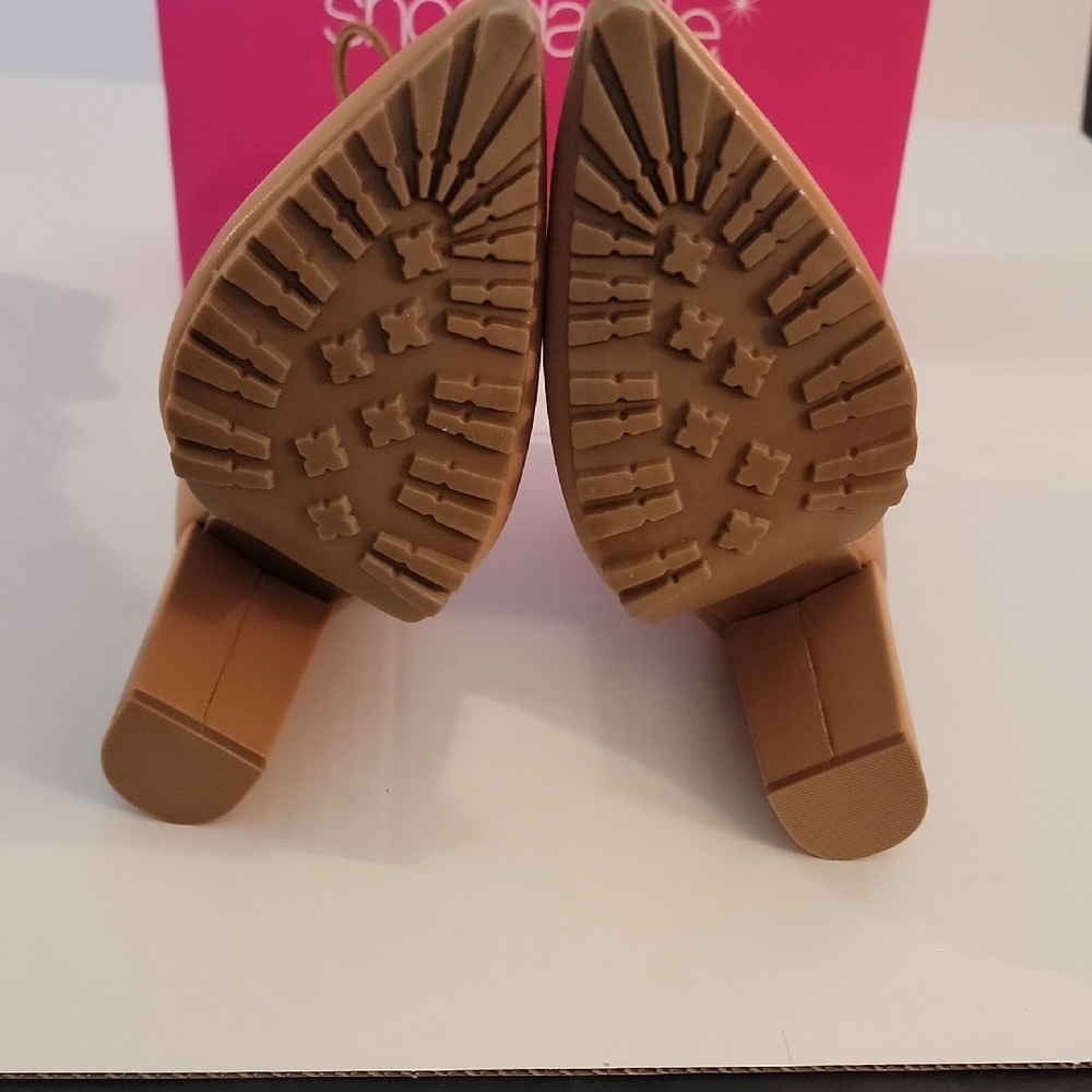 Shoe Dazzle Chic Tan Lace-Up Heeled Boots - Picture 8 of 9